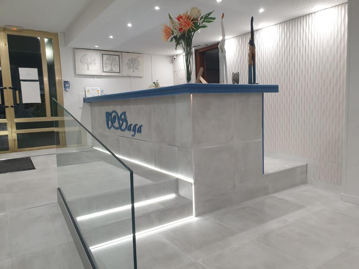 Complejo Hotelero Saga Мансанарес Екстериор снимка